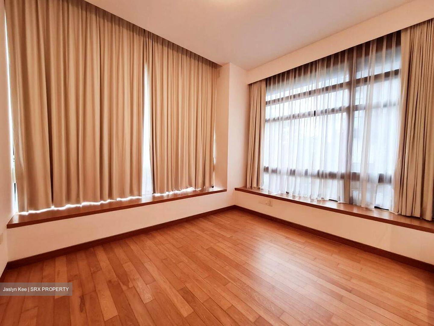 Nouvel 18 (D10), Condominium #505175371